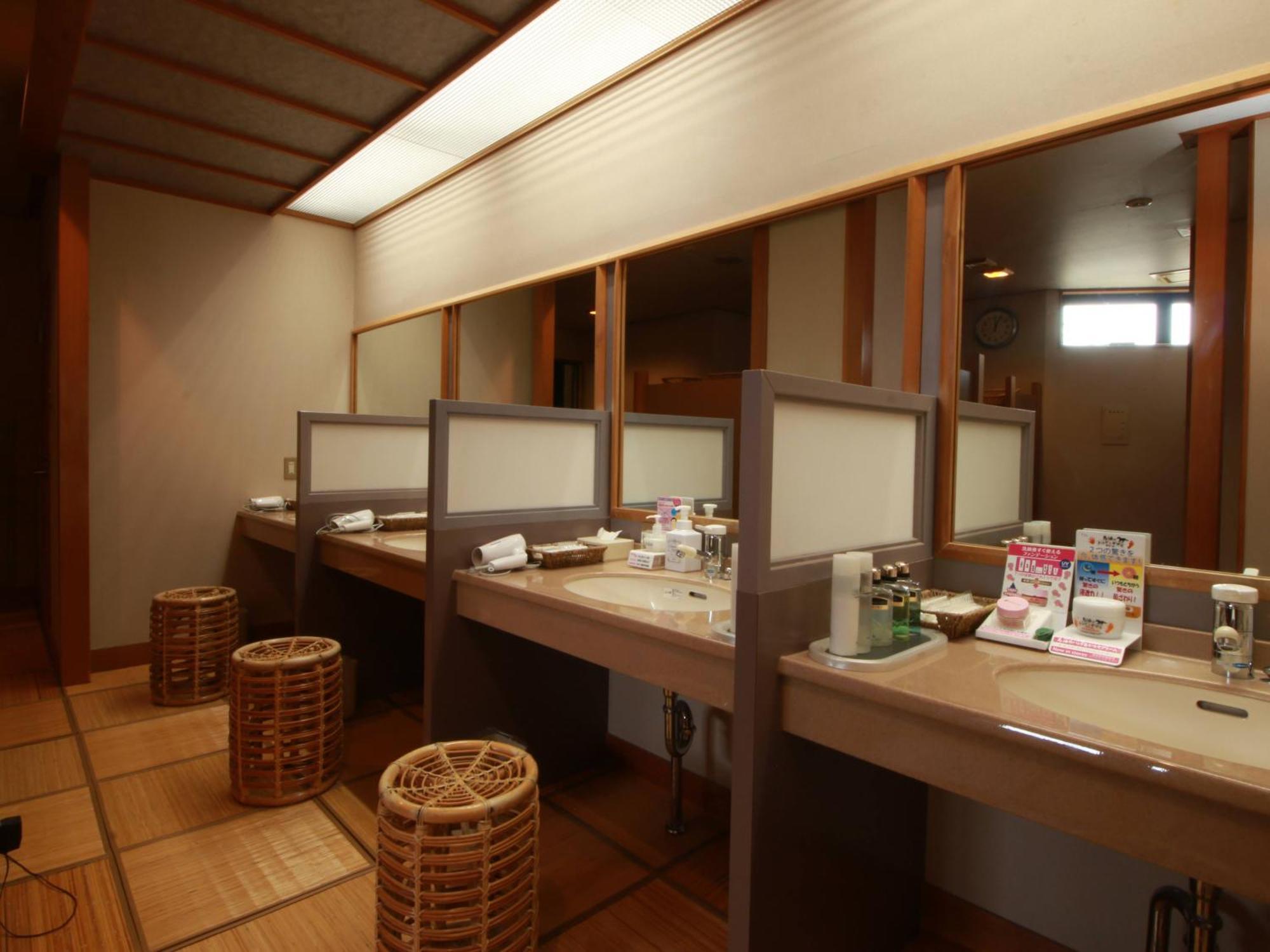 Ryumontei Chiba Ryokan Kazuno Bagian luar foto